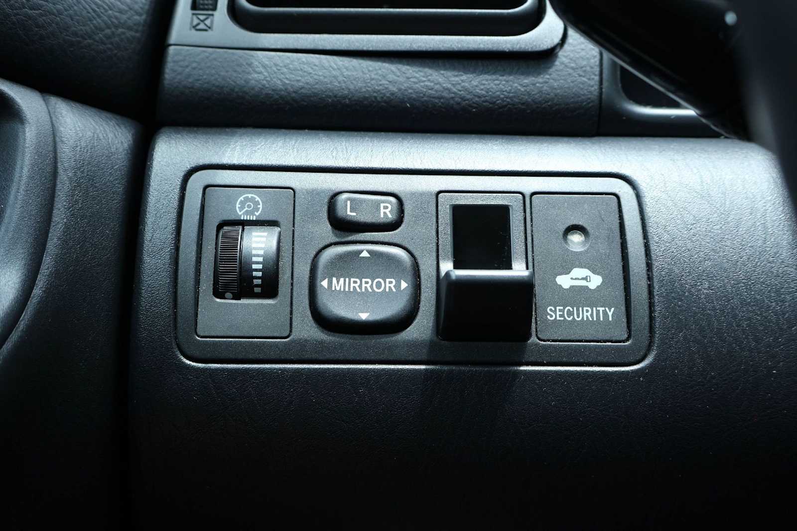 Thumbnail: 2006 Toyota Corolla - 27