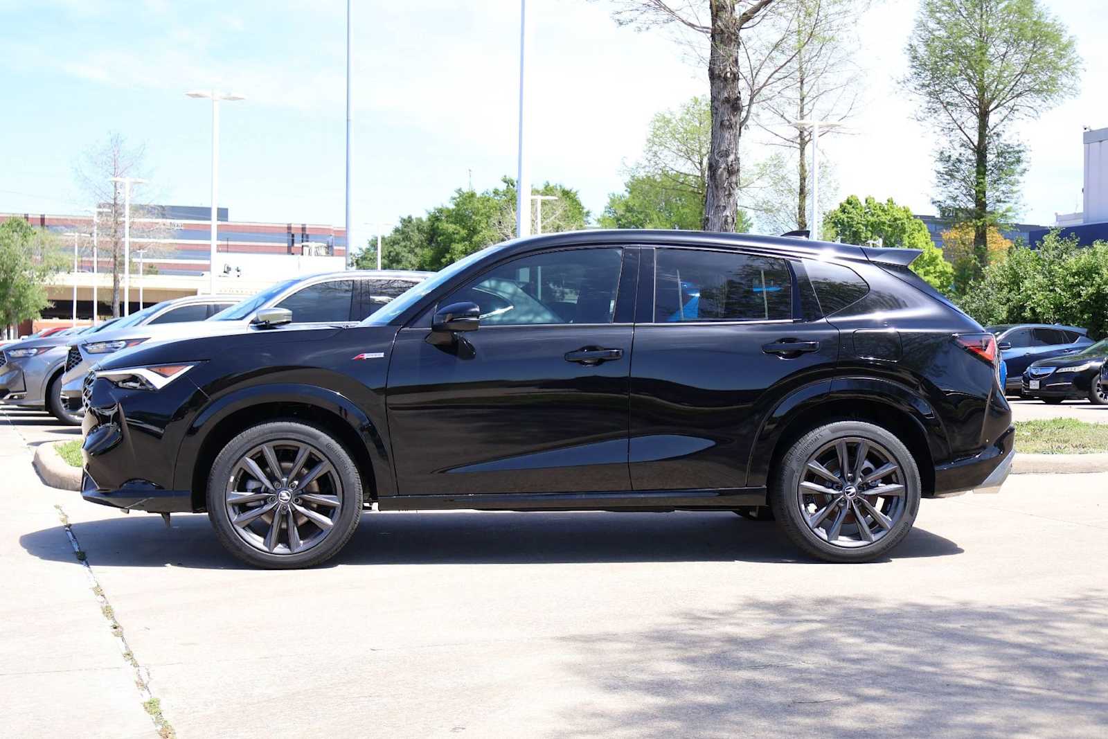 Thumbnail: 2025 Acura ADX - 3