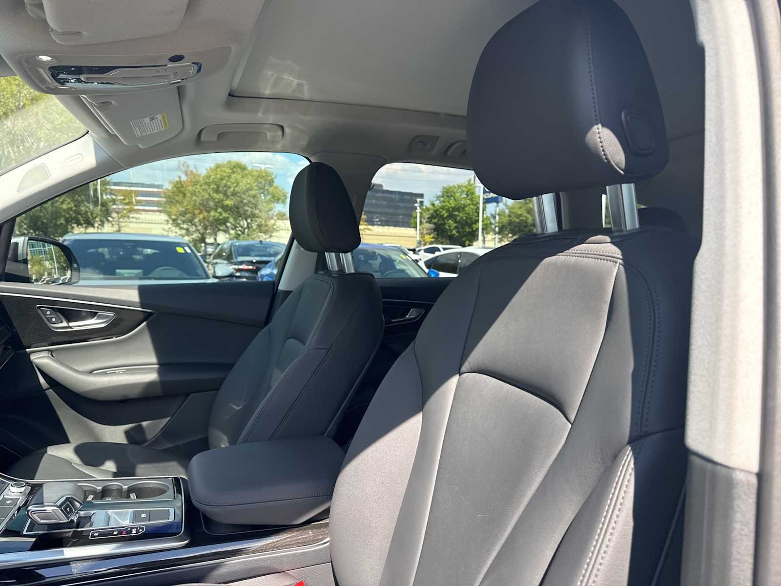 Thumbnail: 2022 Audi Q7 - 9