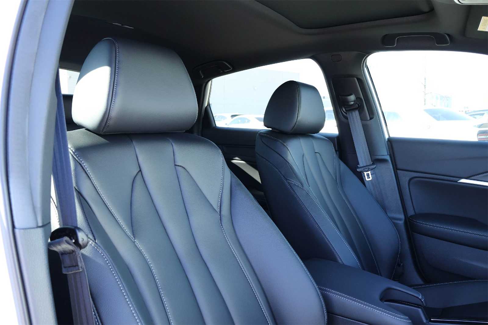 Thumbnail: 2025 Acura Integra - 14