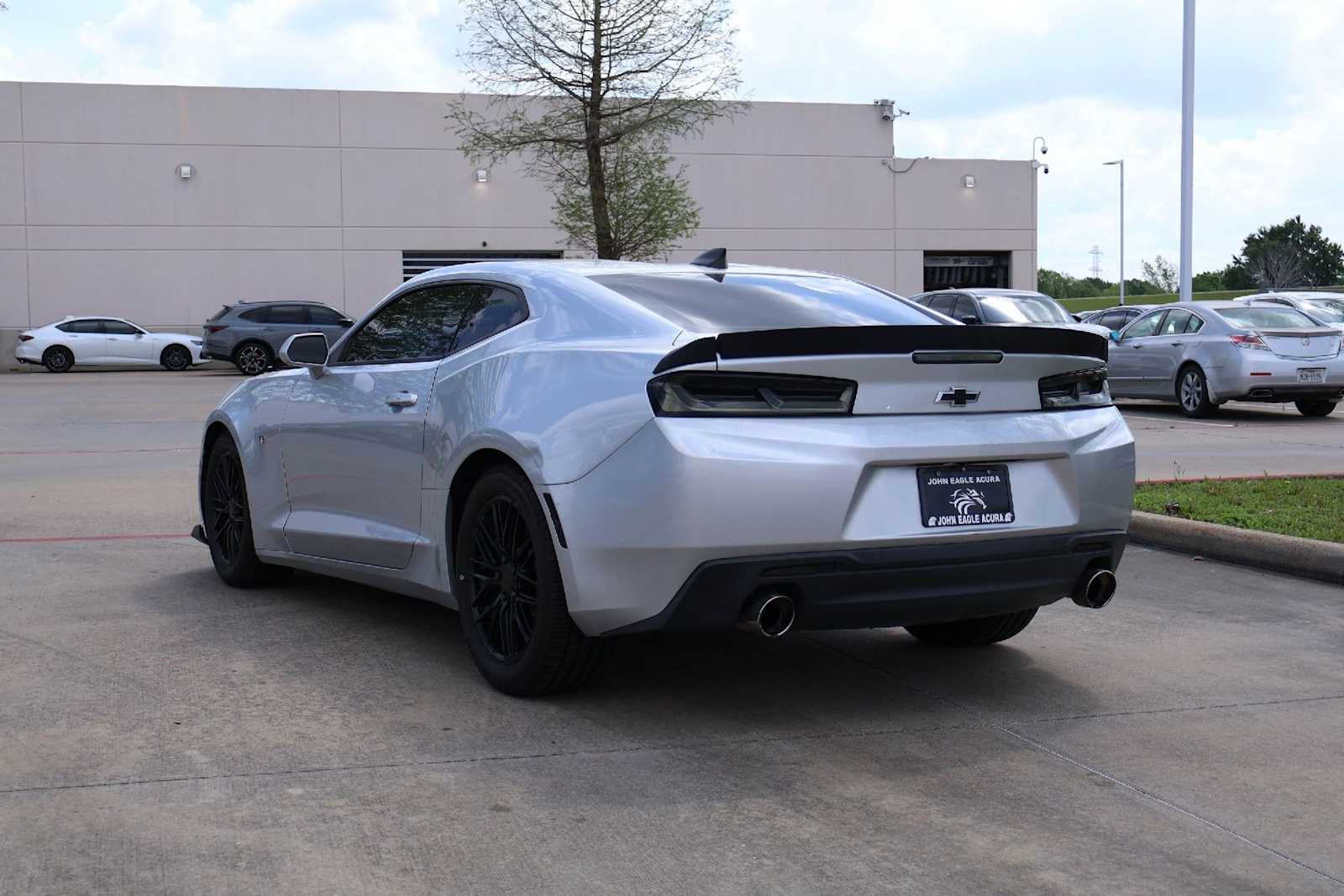 Thumbnail: 2018 Chevrolet Camaro - 4