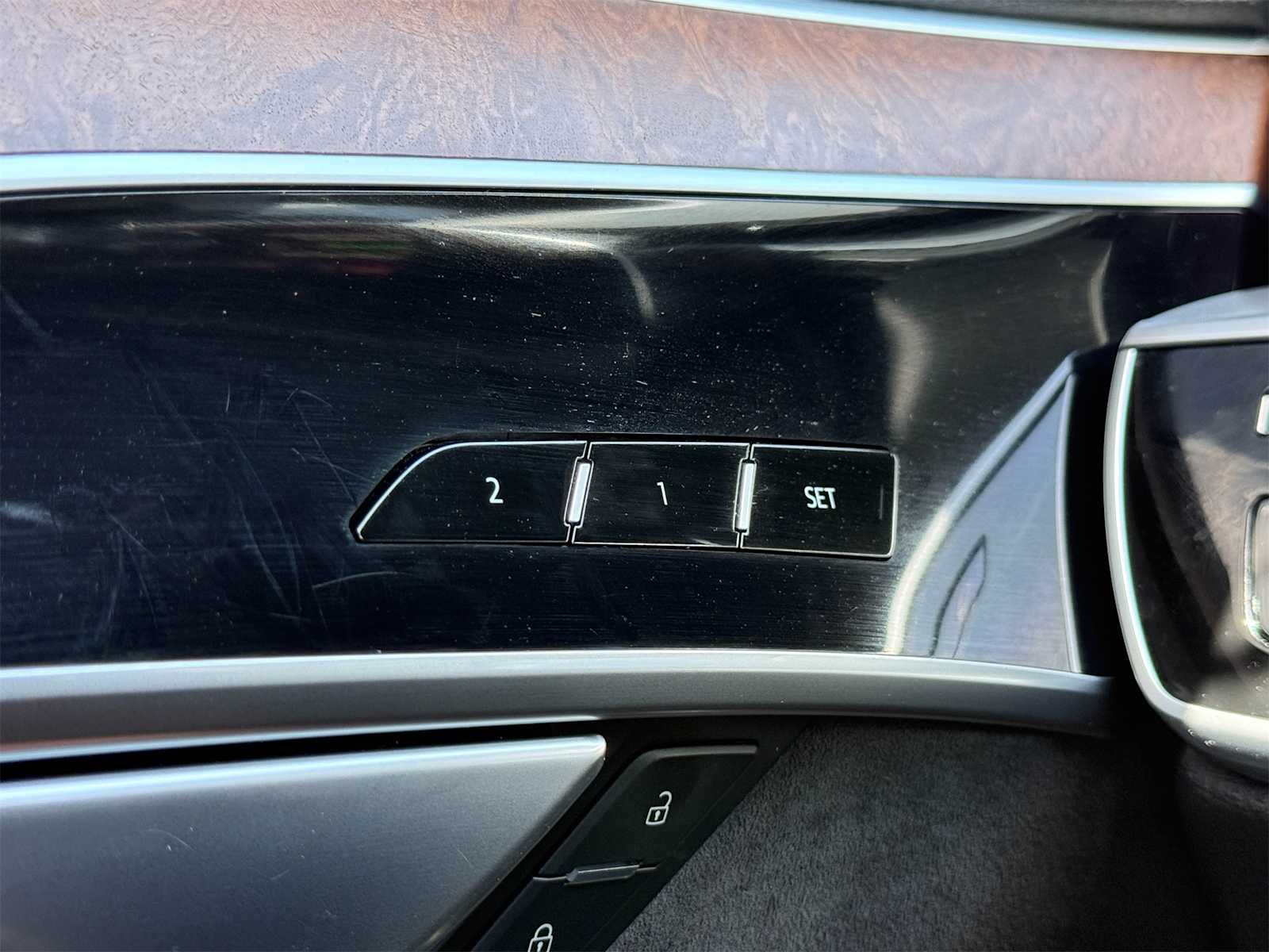 Thumbnail: 2019 Audi A8 - 25