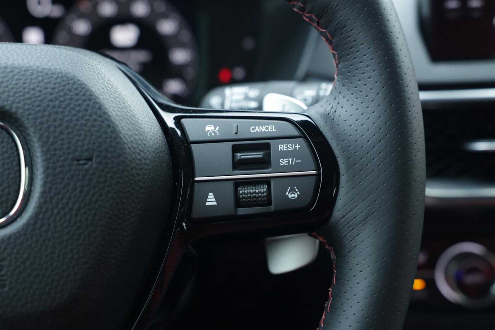 Thumbnail: 2025 Acura ADX - 20