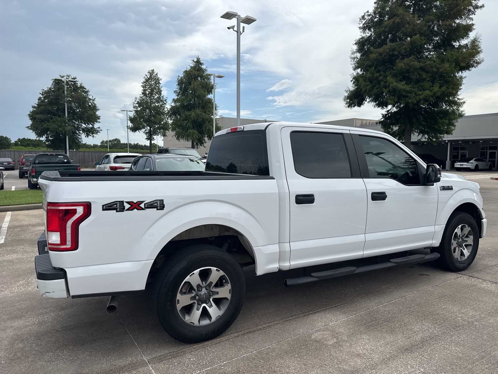 Thumbnail: 2017 Ford F-150 - 3