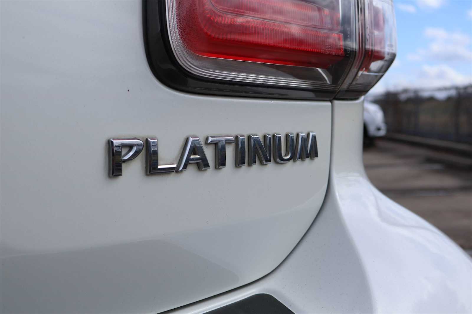 Thumbnail: 2017 Nissan Armada - 7