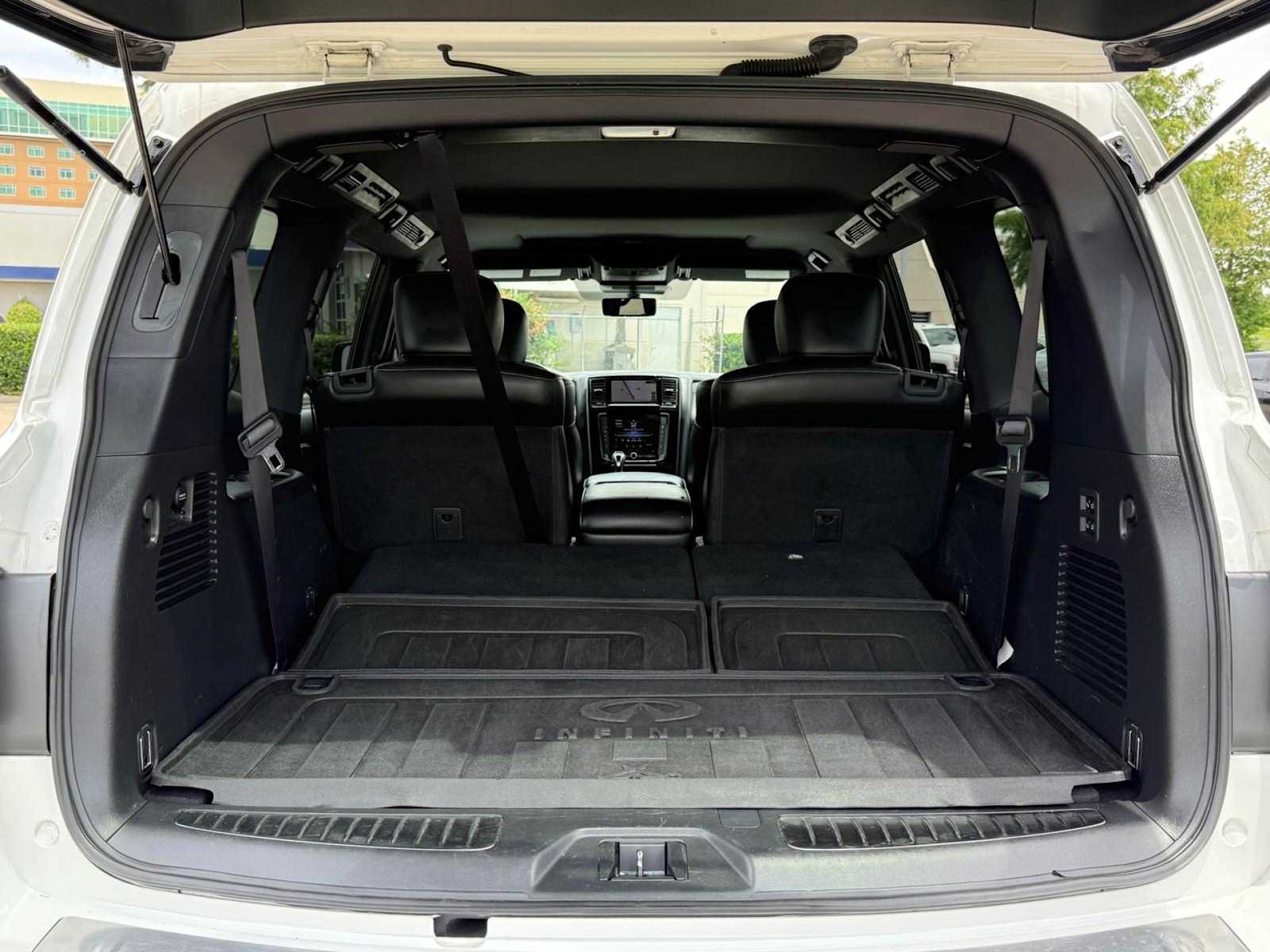 Thumbnail: 2020 INFINITI QX80 - 19