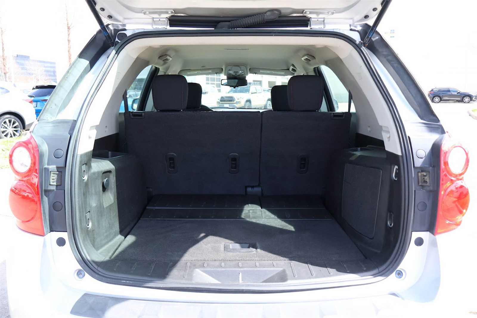 Thumbnail: 2015 Chevrolet Equinox - 19