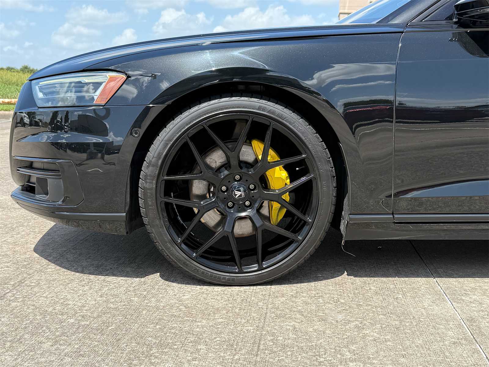 Thumbnail: 2019 Audi A8 - 8