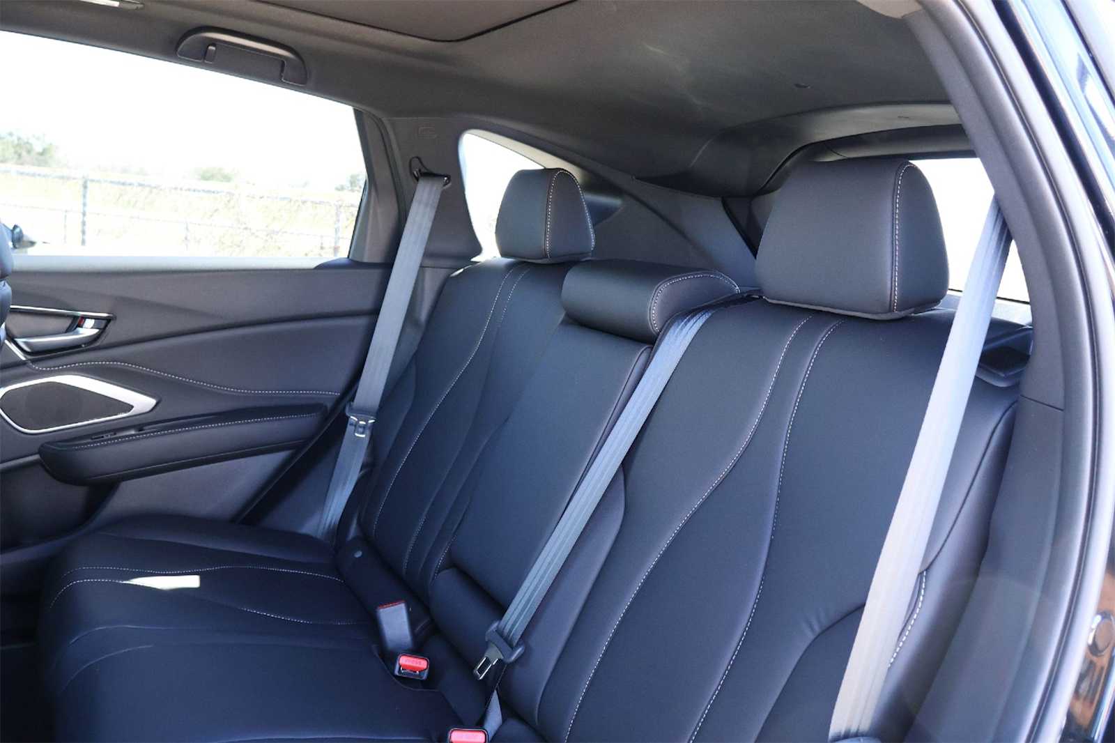 Thumbnail: 2026 Acura RDX - 13