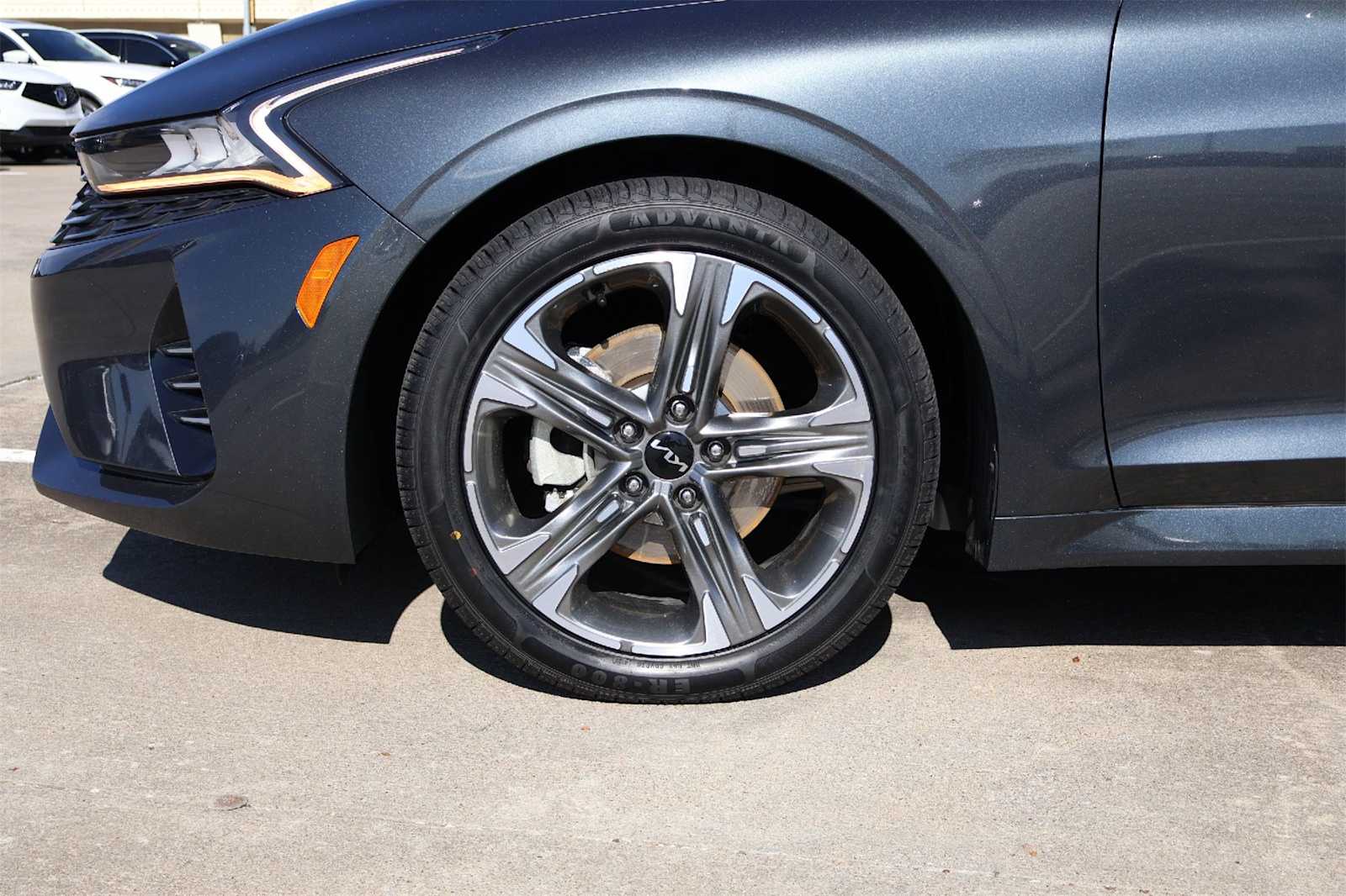 Thumbnail: 2022 Kia K5 - 8