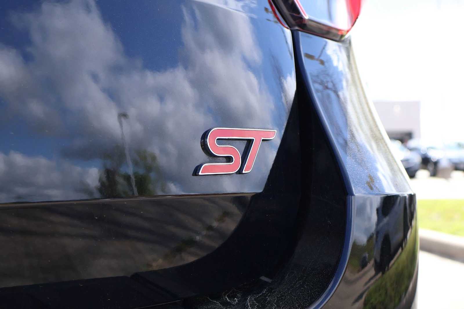 Thumbnail: 2025 Ford Explorer - 7