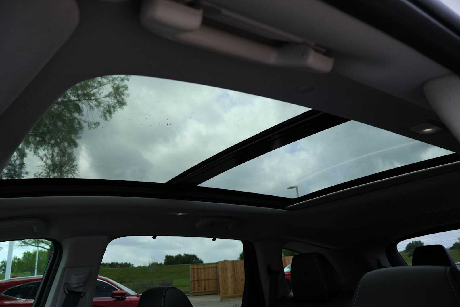 Thumbnail: 2023 Acura MDX - 29