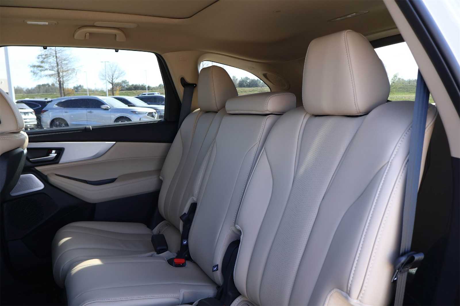 Thumbnail: 2026 Acura MDX - 13