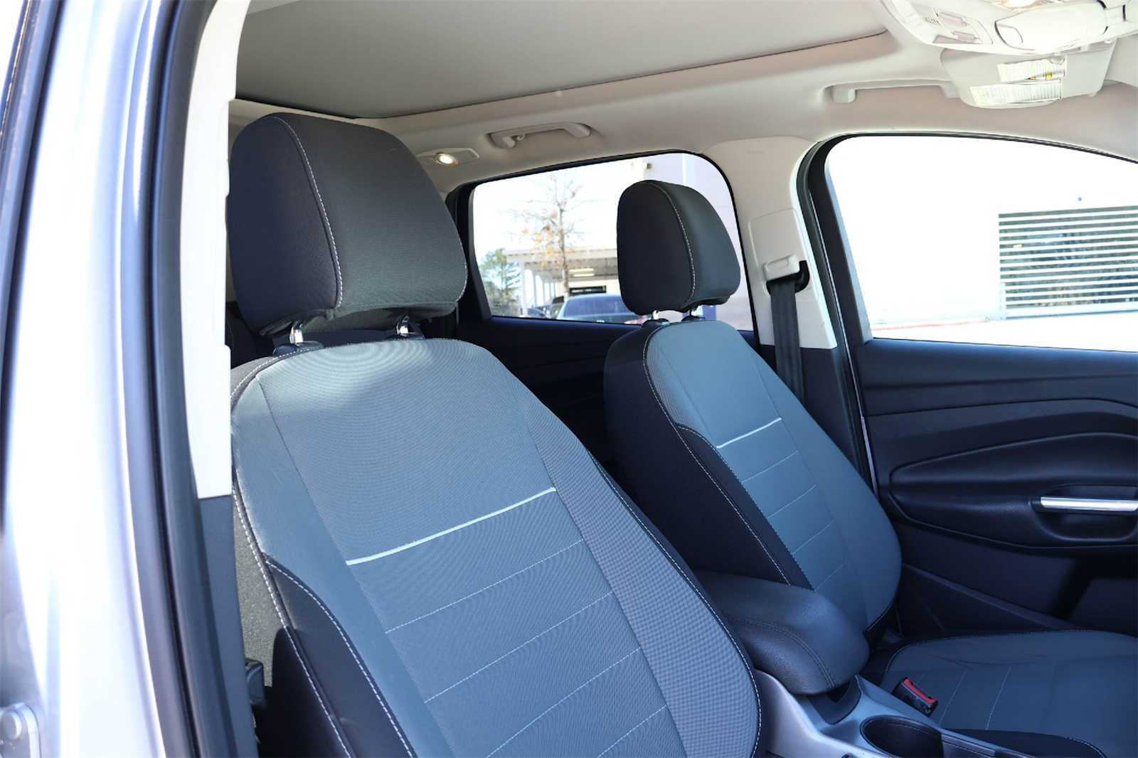 Thumbnail: 2015 Ford Escape - 14