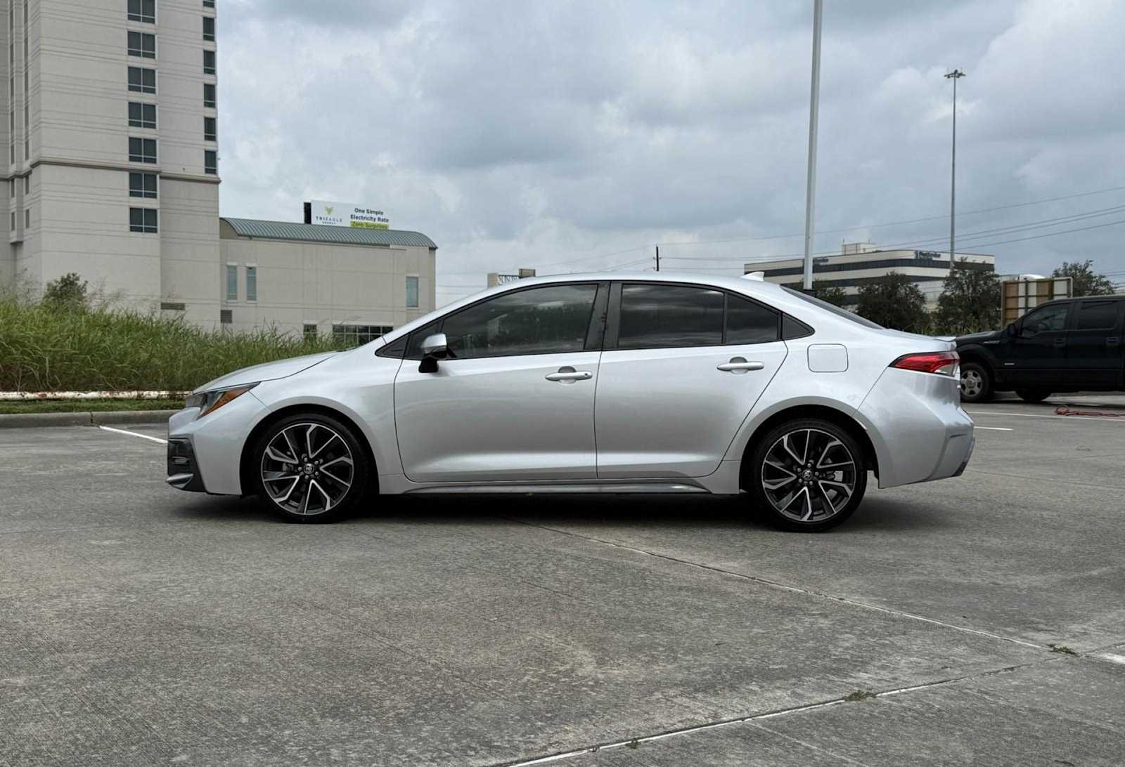 2020 Toyota Corolla SE 3