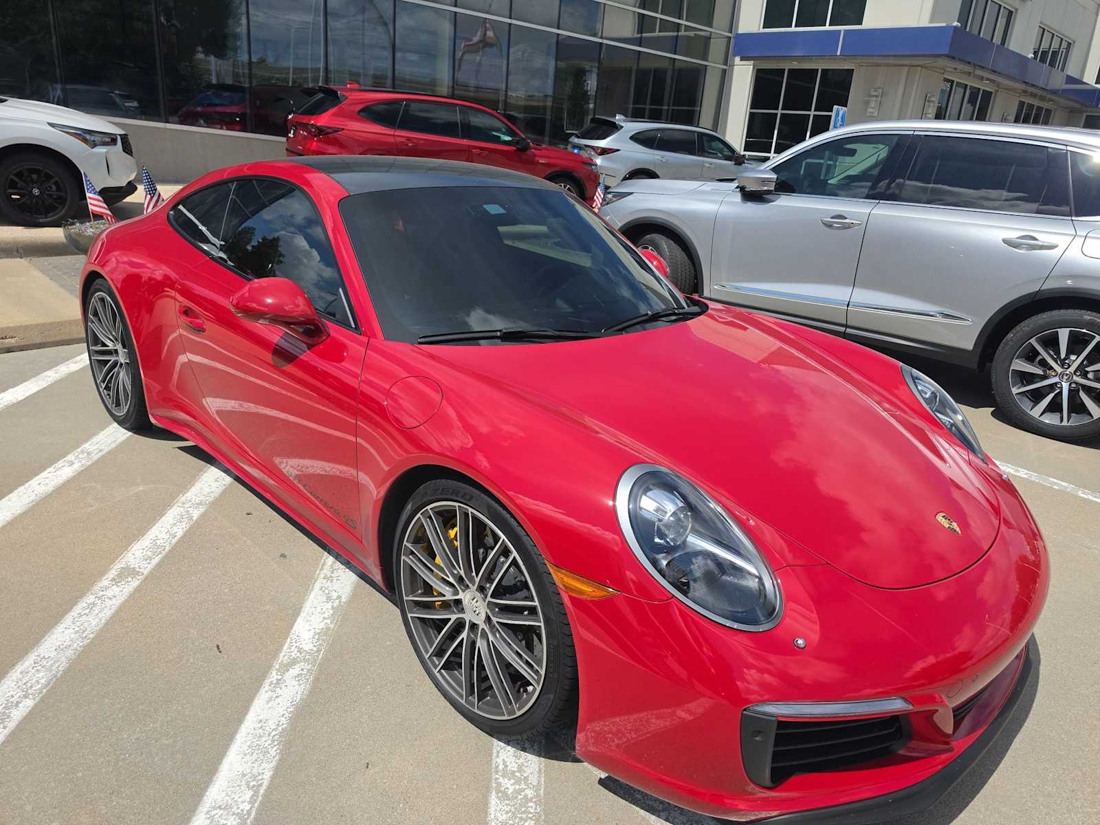 Thumbnail: 2017 Porsche 911 - 3