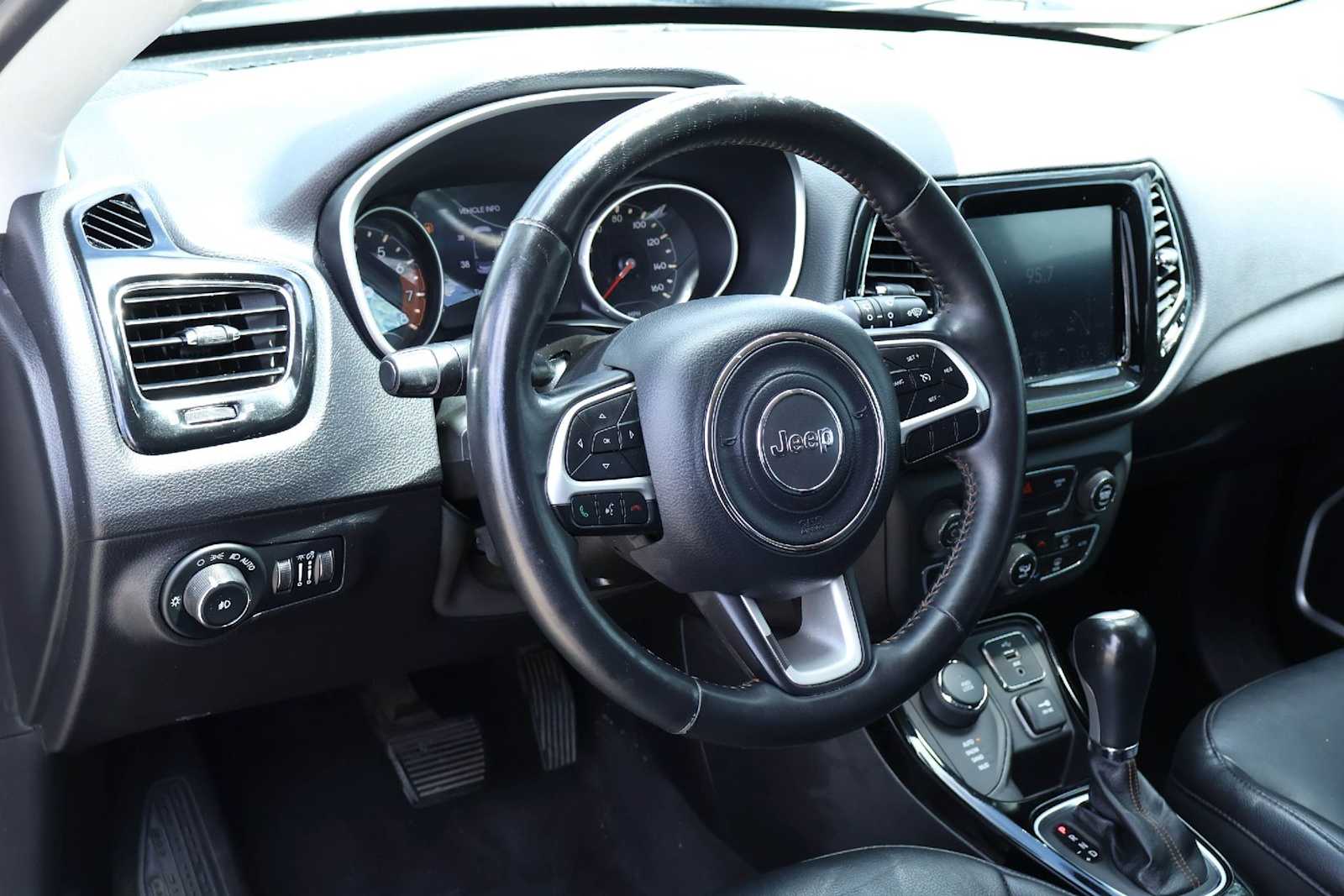 Thumbnail: 2018 Jeep Compass - 2