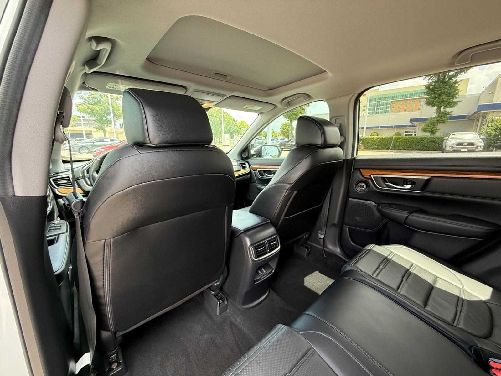 Thumbnail: 2019 Honda CR-V - 12