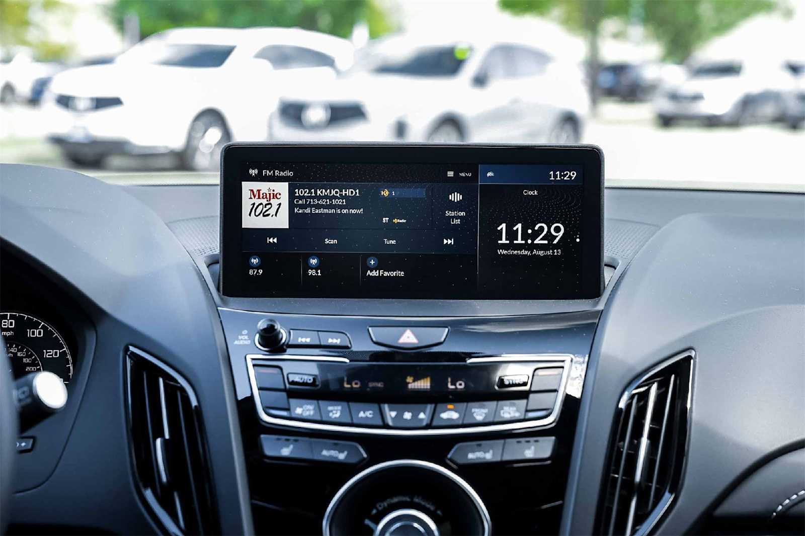 Thumbnail: 2025 Acura RDX - 16