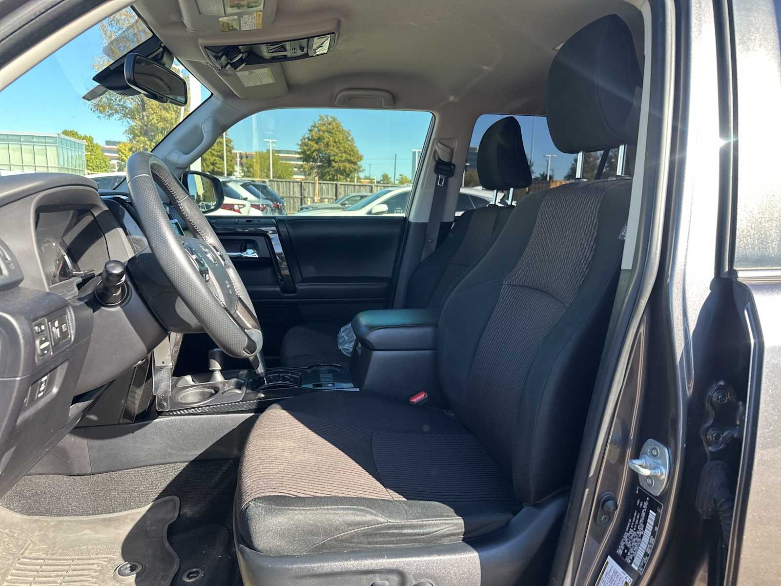 Thumbnail: 2020 Toyota 4Runner - 9