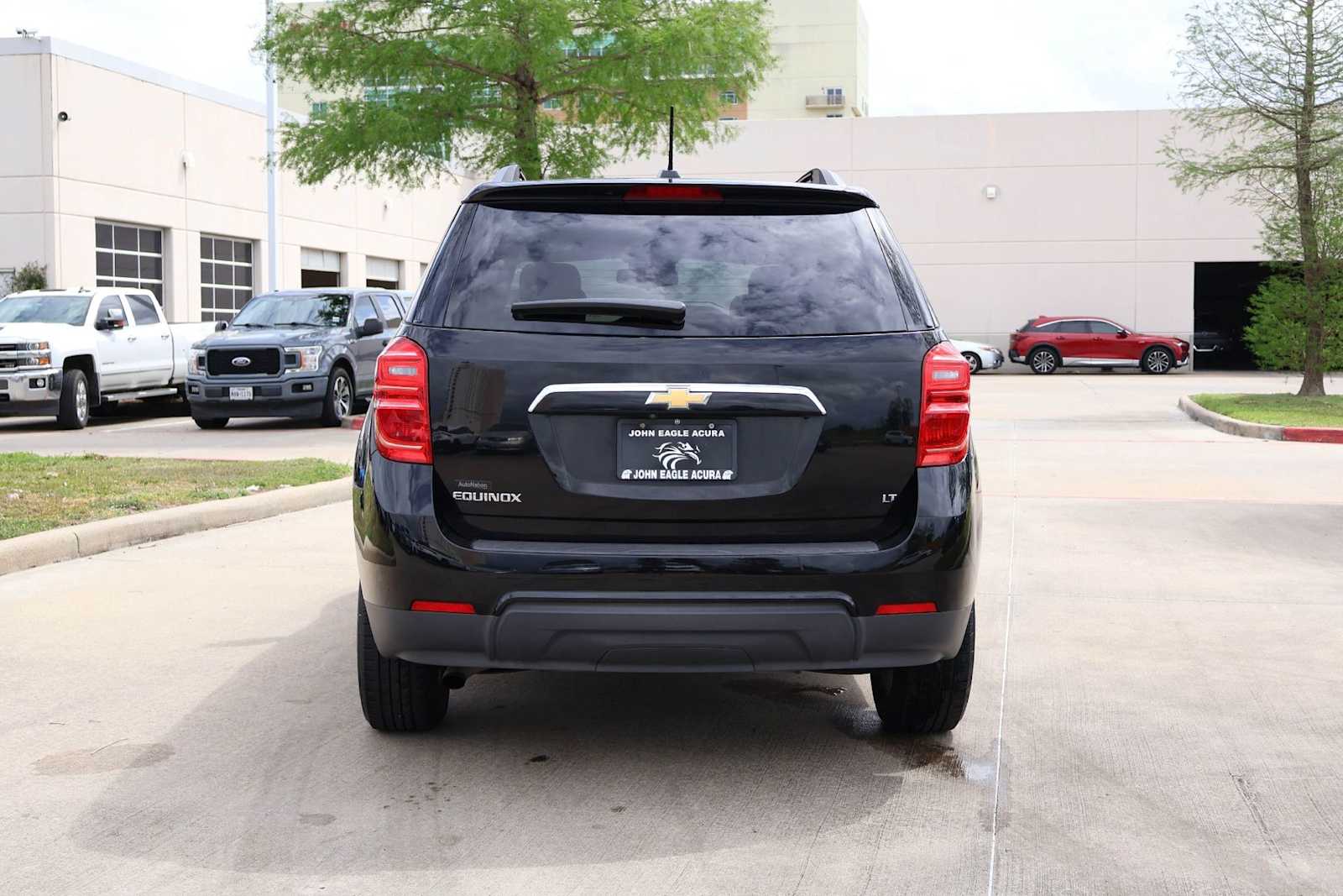 Thumbnail: 2017 Chevrolet Equinox - 5