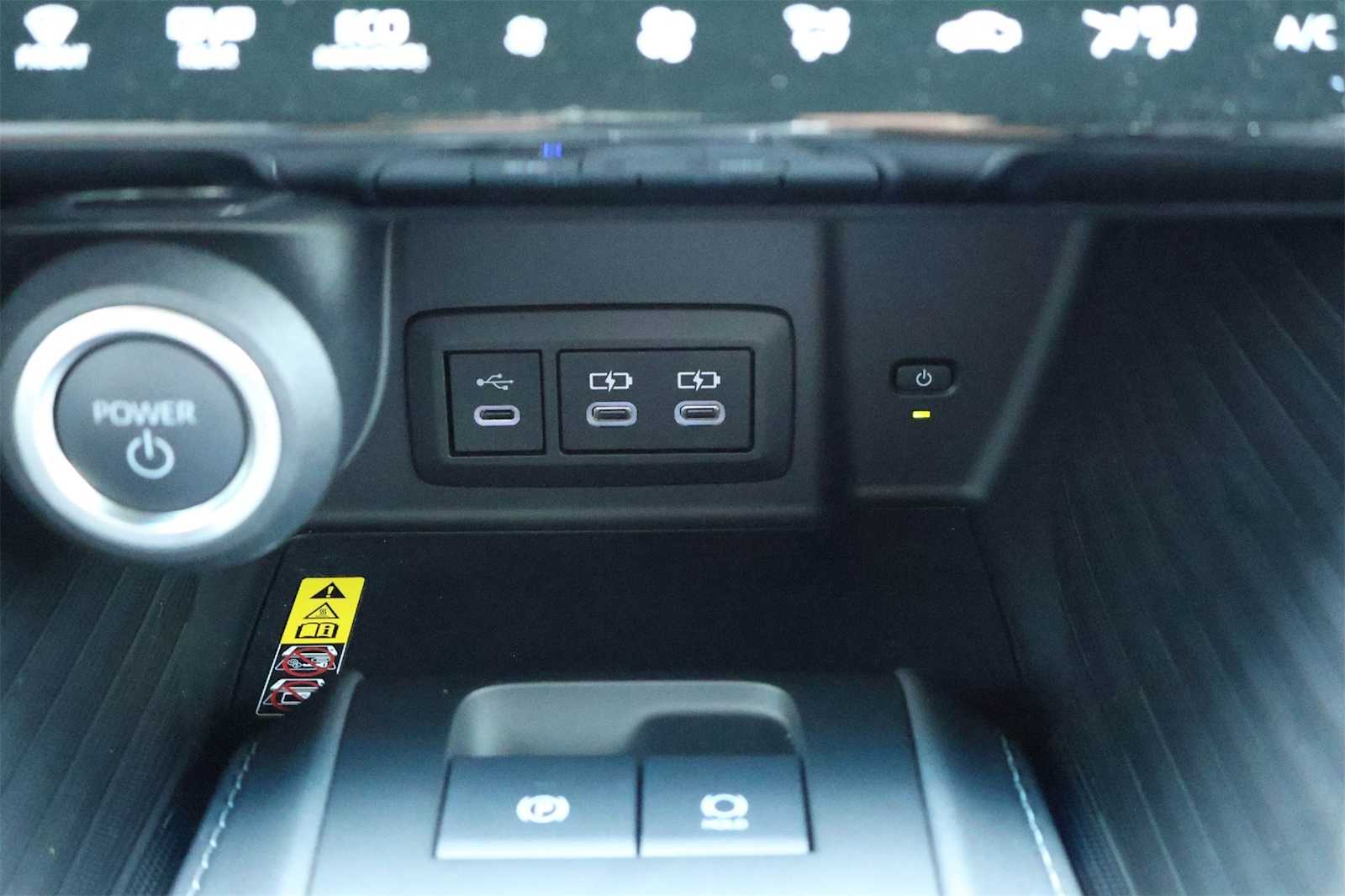 Thumbnail: 2024 Toyota Venza - 28