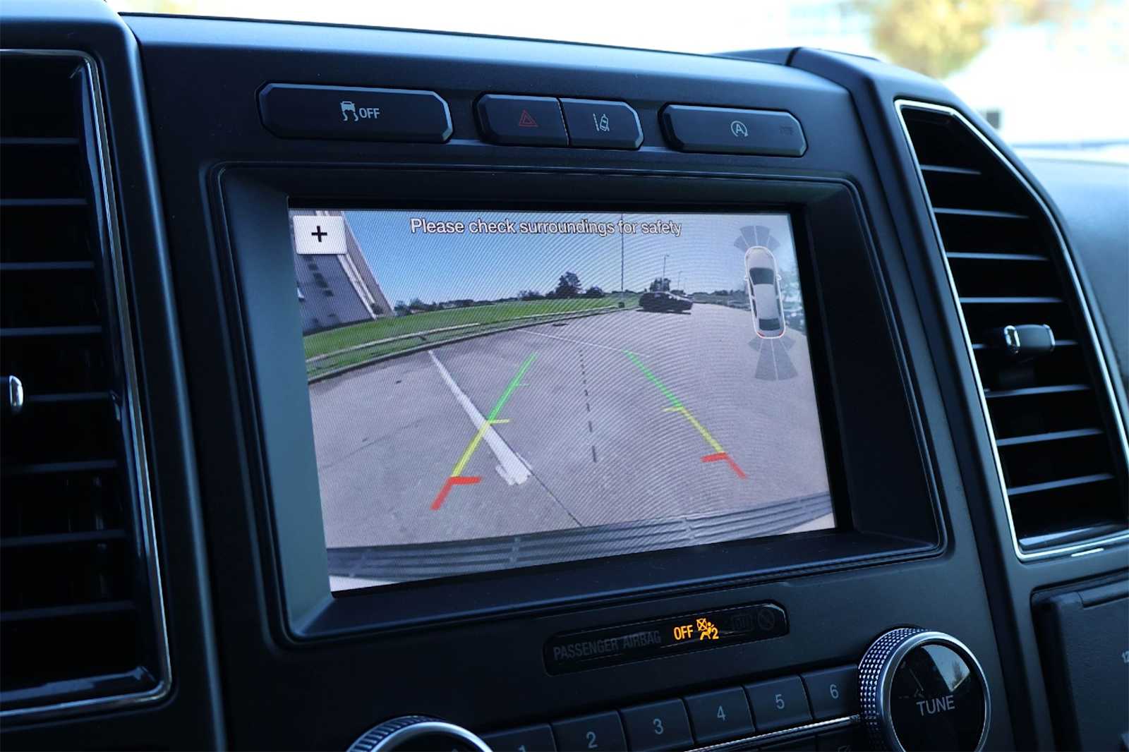 Thumbnail: 2019 Ford Expedition - 29