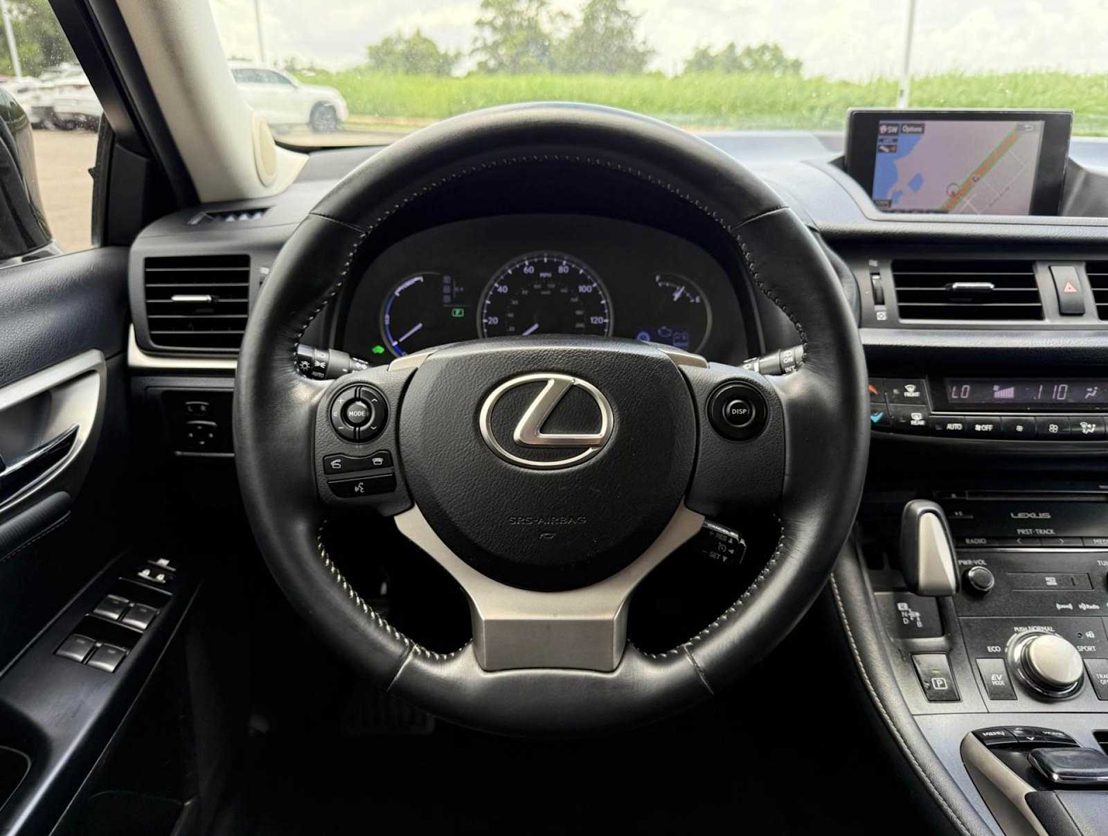 Thumbnail: 2015 Lexus CT - 15
