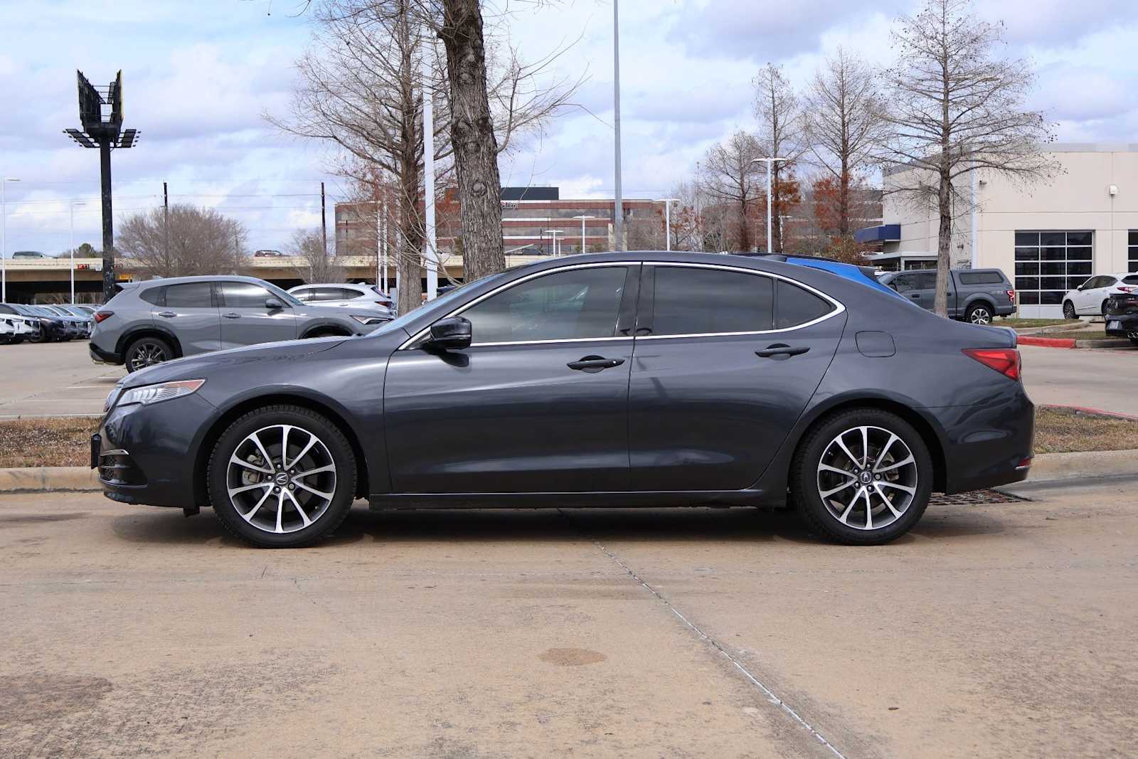 Thumbnail: 2015 Acura TLX - 3