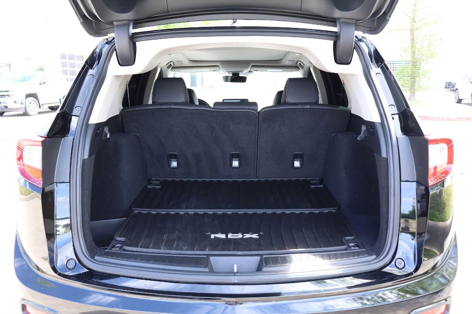 Thumbnail: 2024 Acura RDX - 19