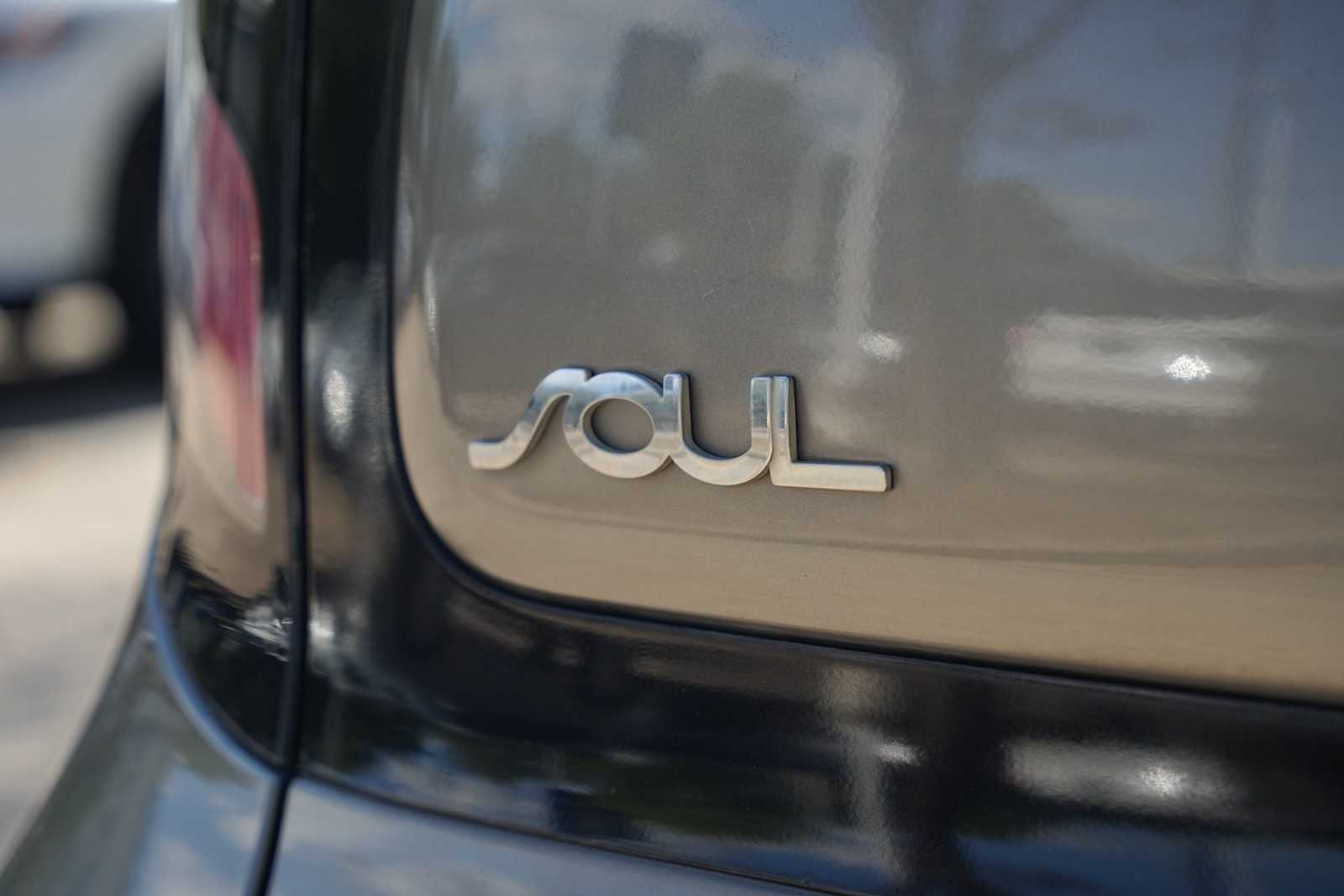 Thumbnail: 2017 Kia Soul - 8
