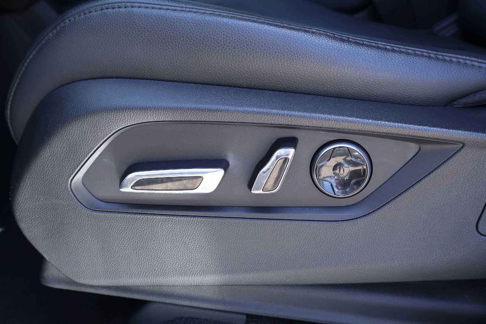 Thumbnail: 2020 Acura RDX - 24