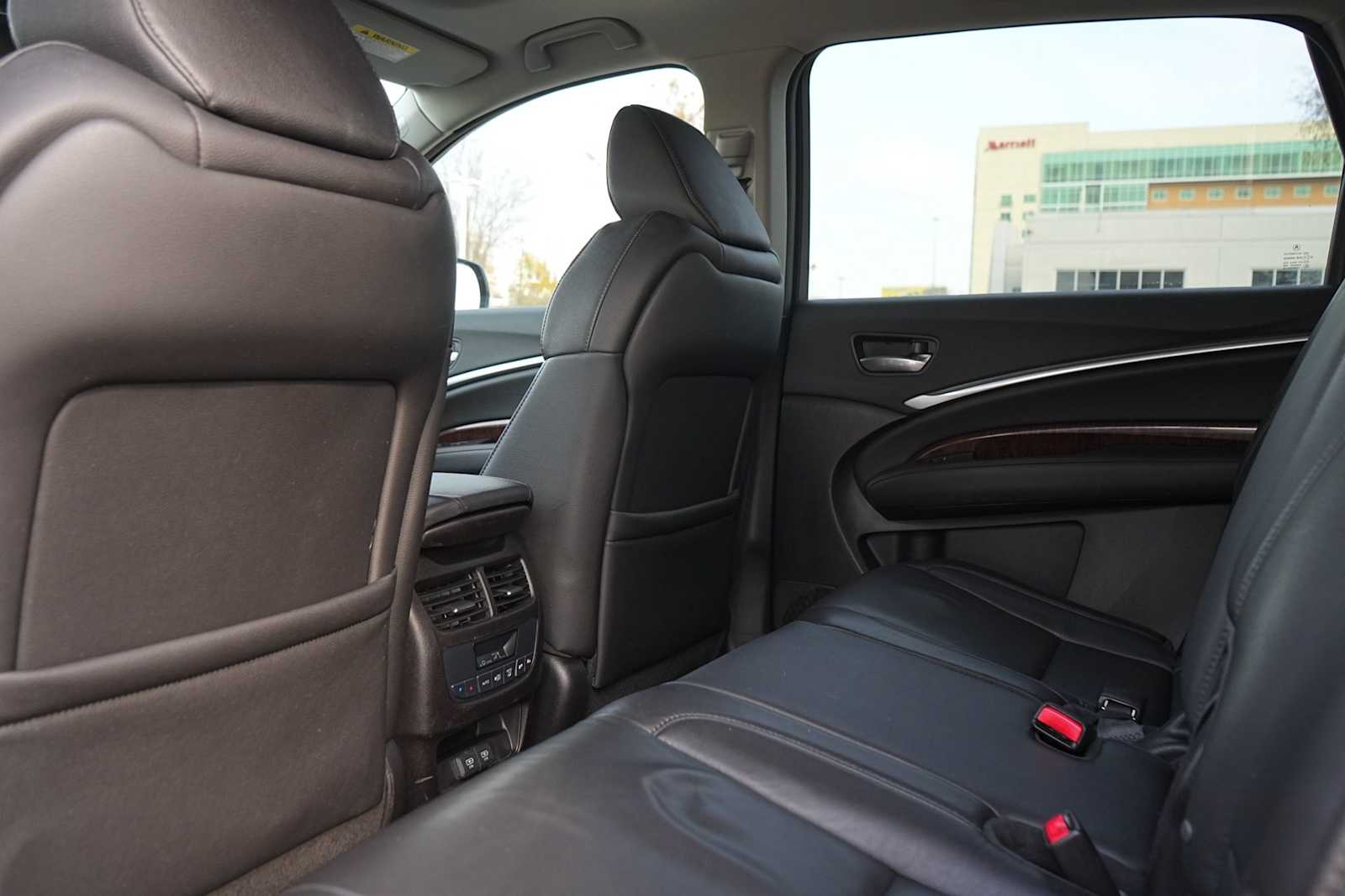 Thumbnail: 2018 Acura MDX - 13