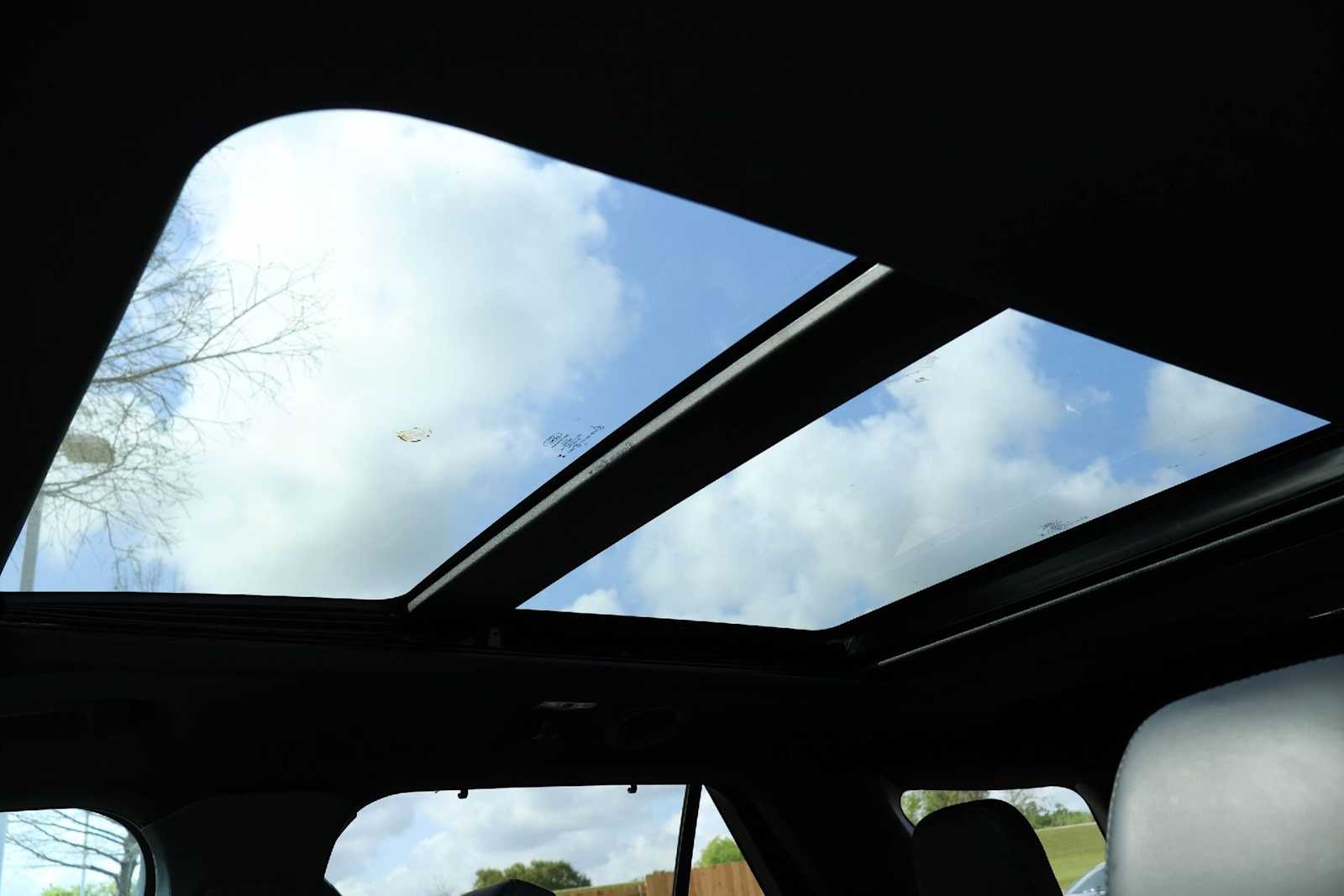 Thumbnail: 2025 Ford Explorer - 29