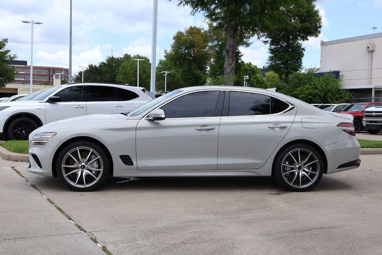 Thumbnail: 2025 Genesis G70 - 3