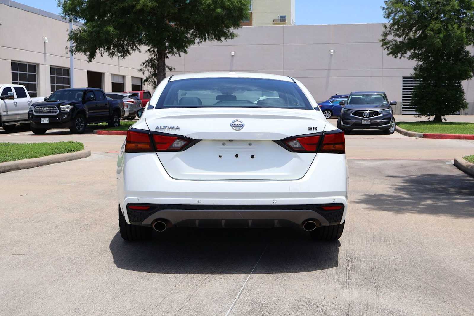 Thumbnail: 2021 Nissan Altima - 4