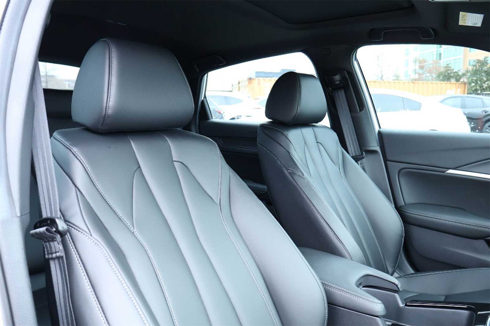 Thumbnail: 2025 Acura Integra - 14