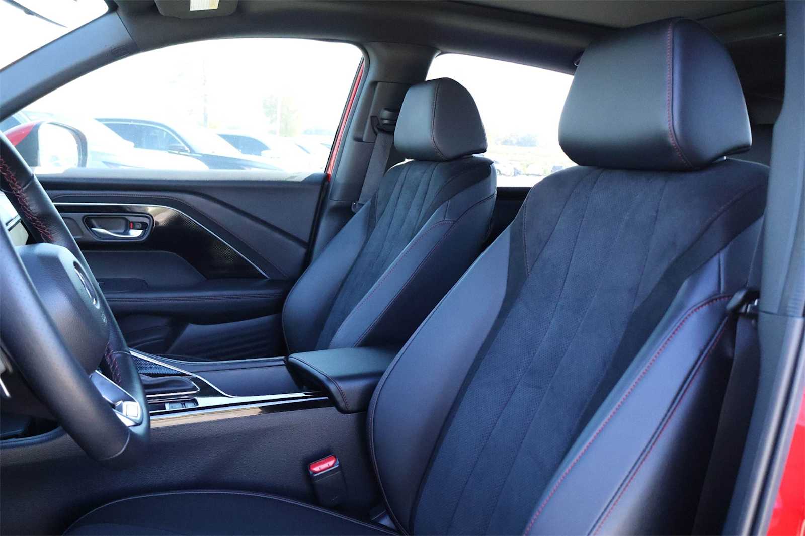 Thumbnail: 2025 Acura ADX - 11