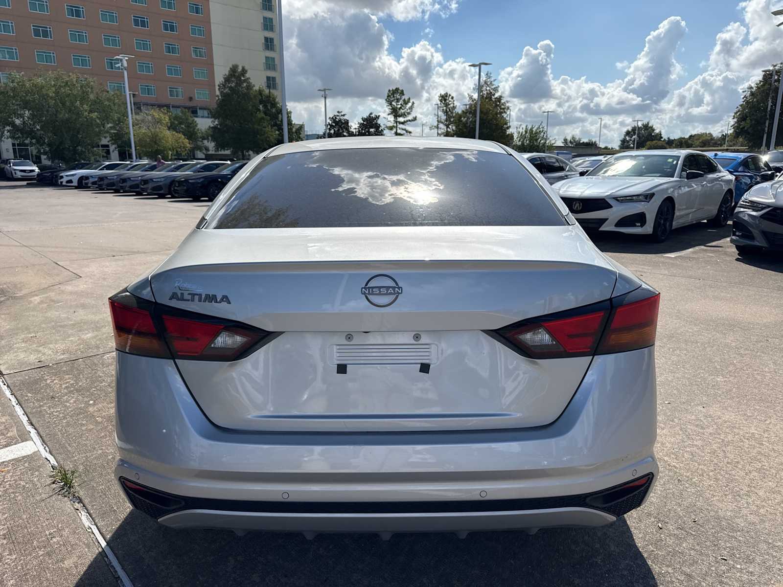 2024 Nissan Altima 2.5 S photo 4
