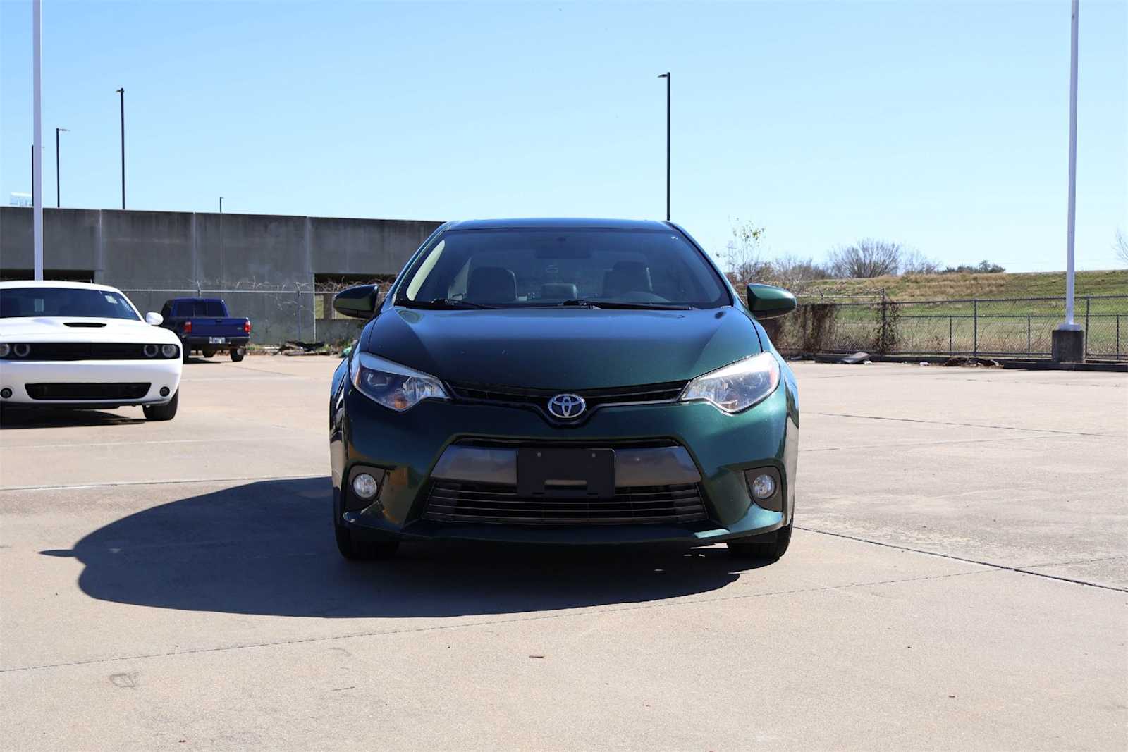 Thumbnail: 2015 Toyota Corolla - 6