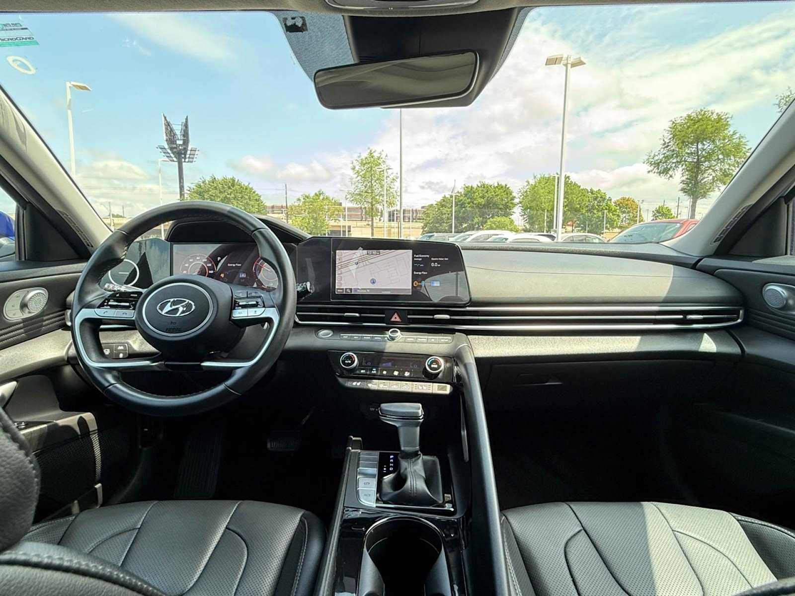 2023 Hyundai Elantra Limited Edition 10