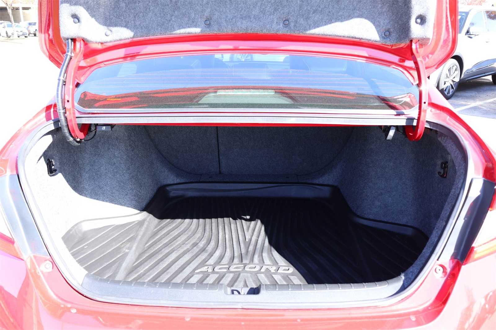 Thumbnail: 2018 Honda Accord - 19