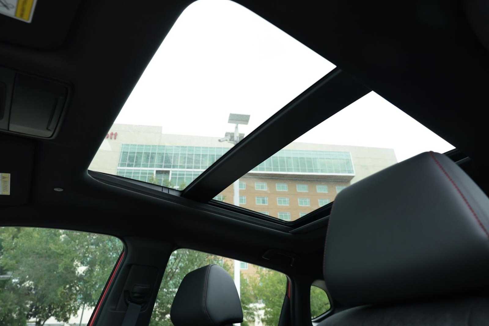 Thumbnail: 2025 Acura ADX - 26