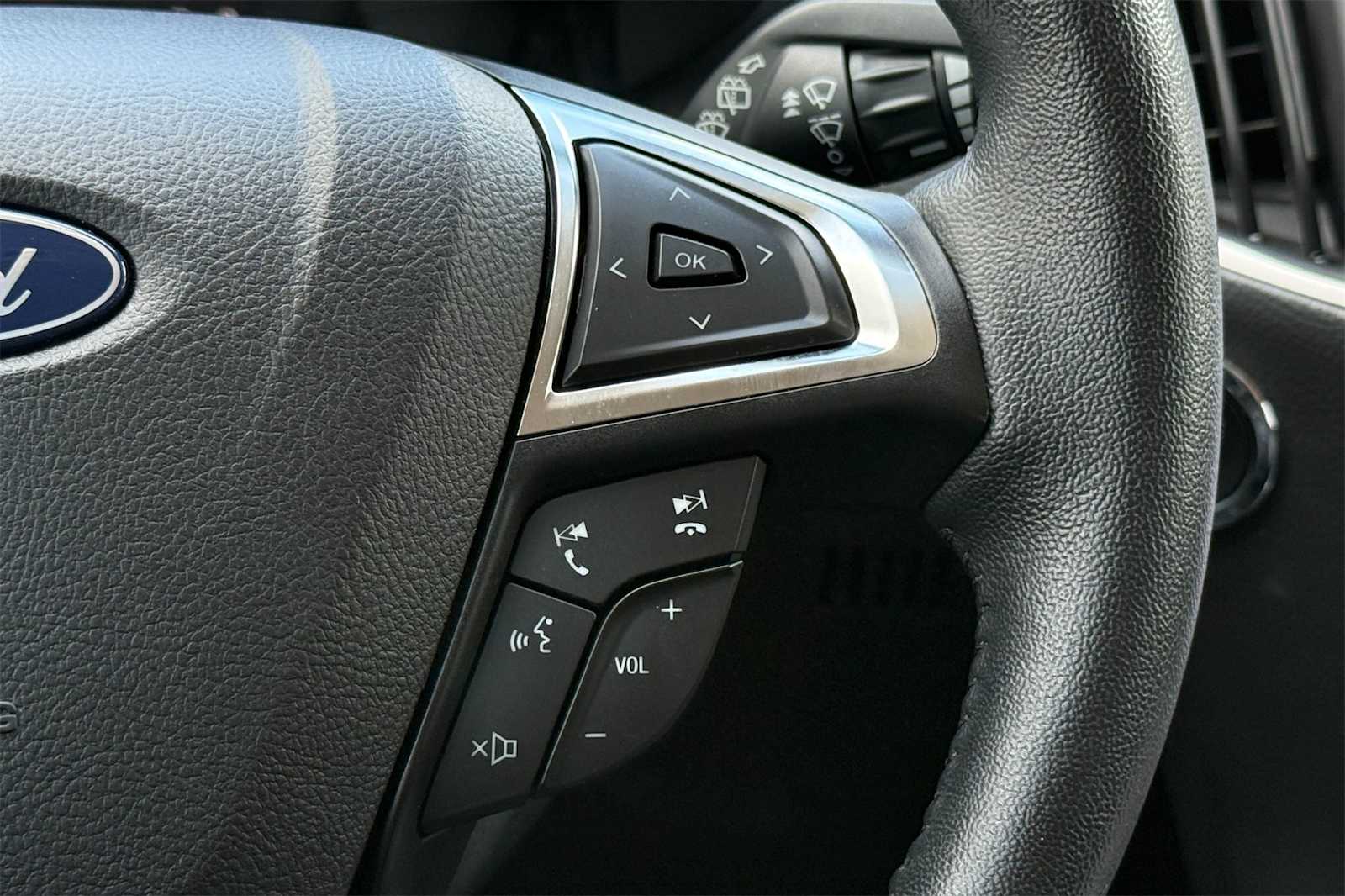 Thumbnail: 2023 Ford Edge - 23