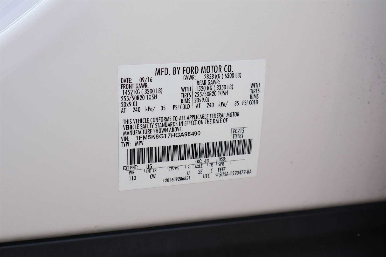 Thumbnail: 2017 Ford Explorer - 21