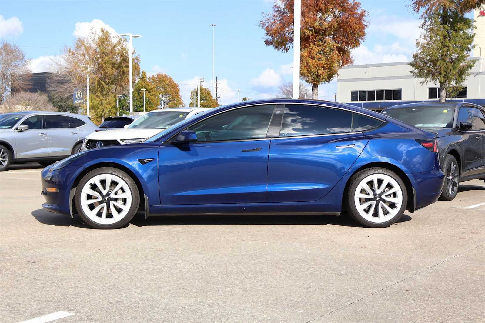 Thumbnail: 2022 Tesla Model 3 - 3