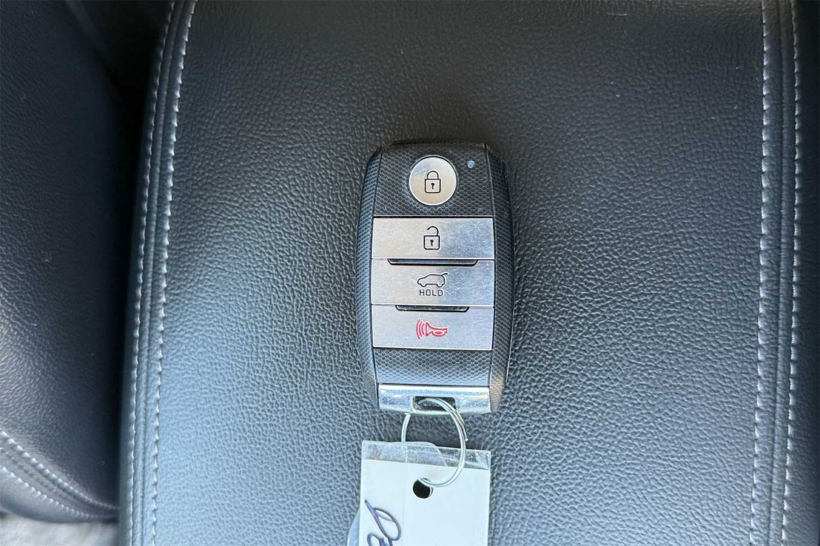 Thumbnail: 2018 Kia Sorento - 20