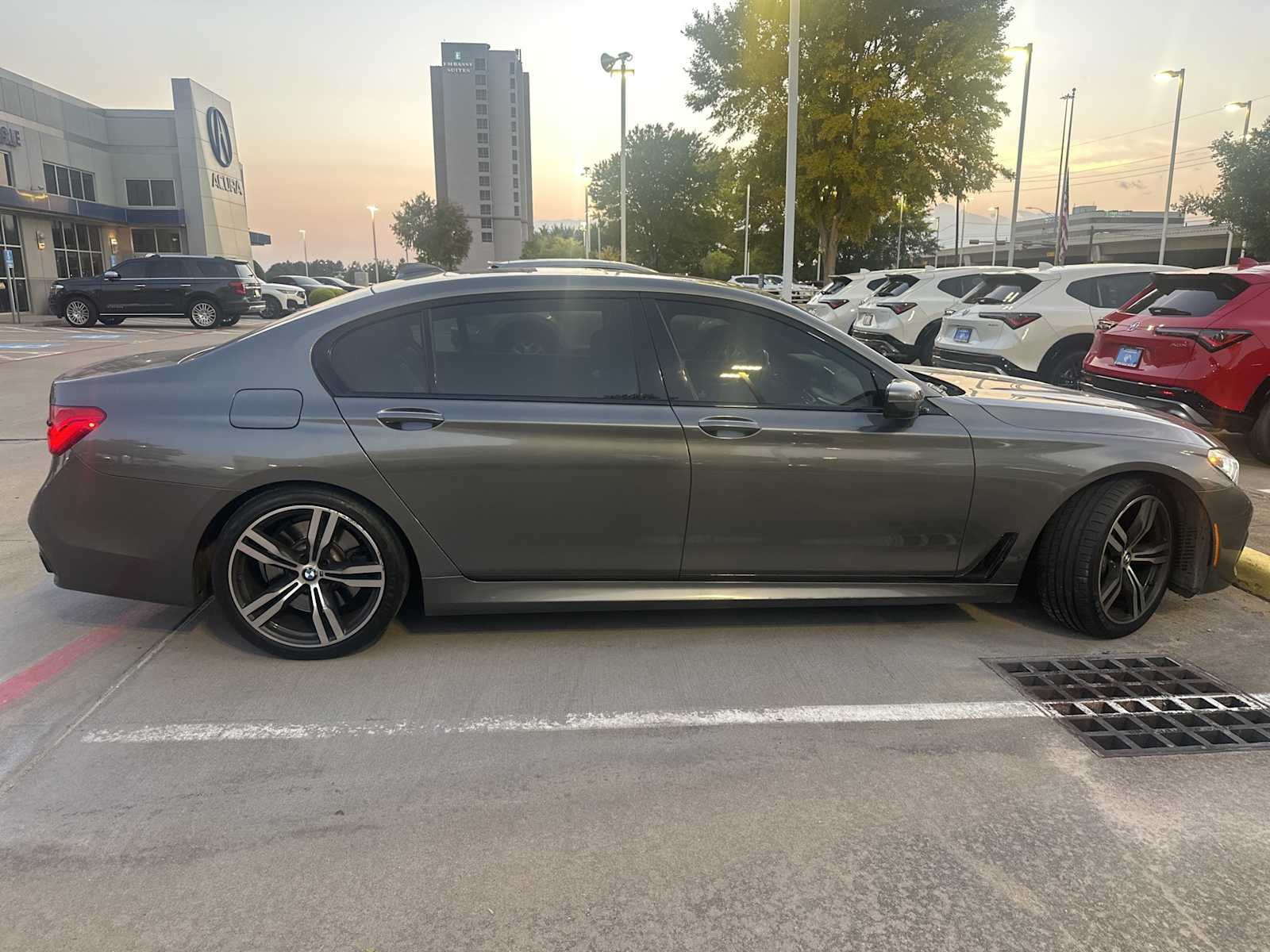 Thumbnail: 2019 BMW 7 Series - 4