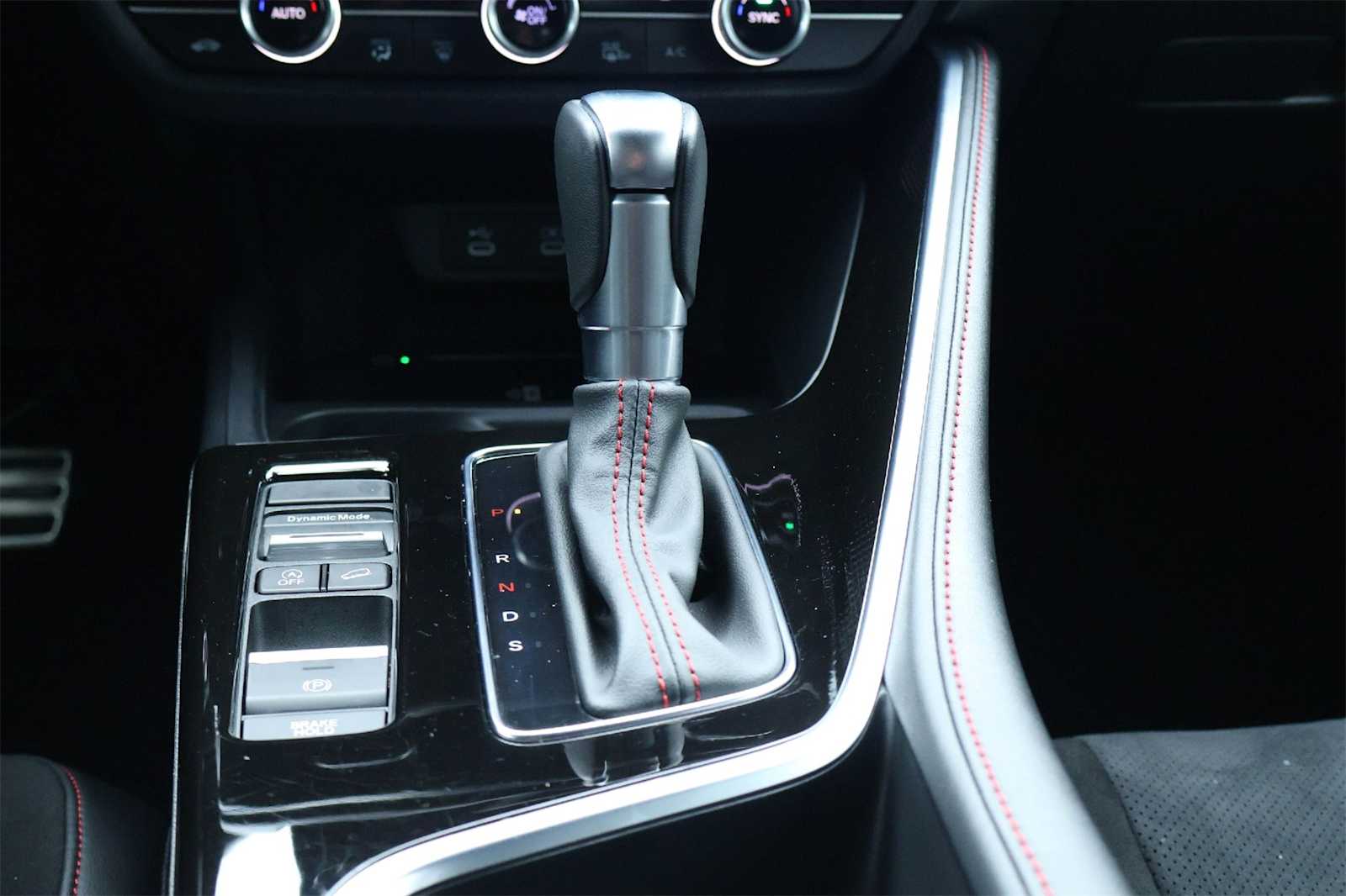 Thumbnail: 2025 Acura ADX - 17