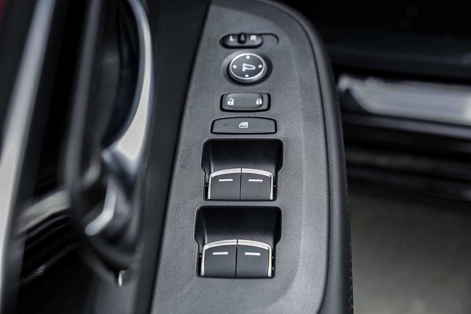 Thumbnail: 2025 Acura ADX - 25